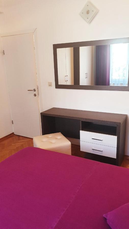 House Maric Apartment โปเรช ภายนอก รูปภาพ