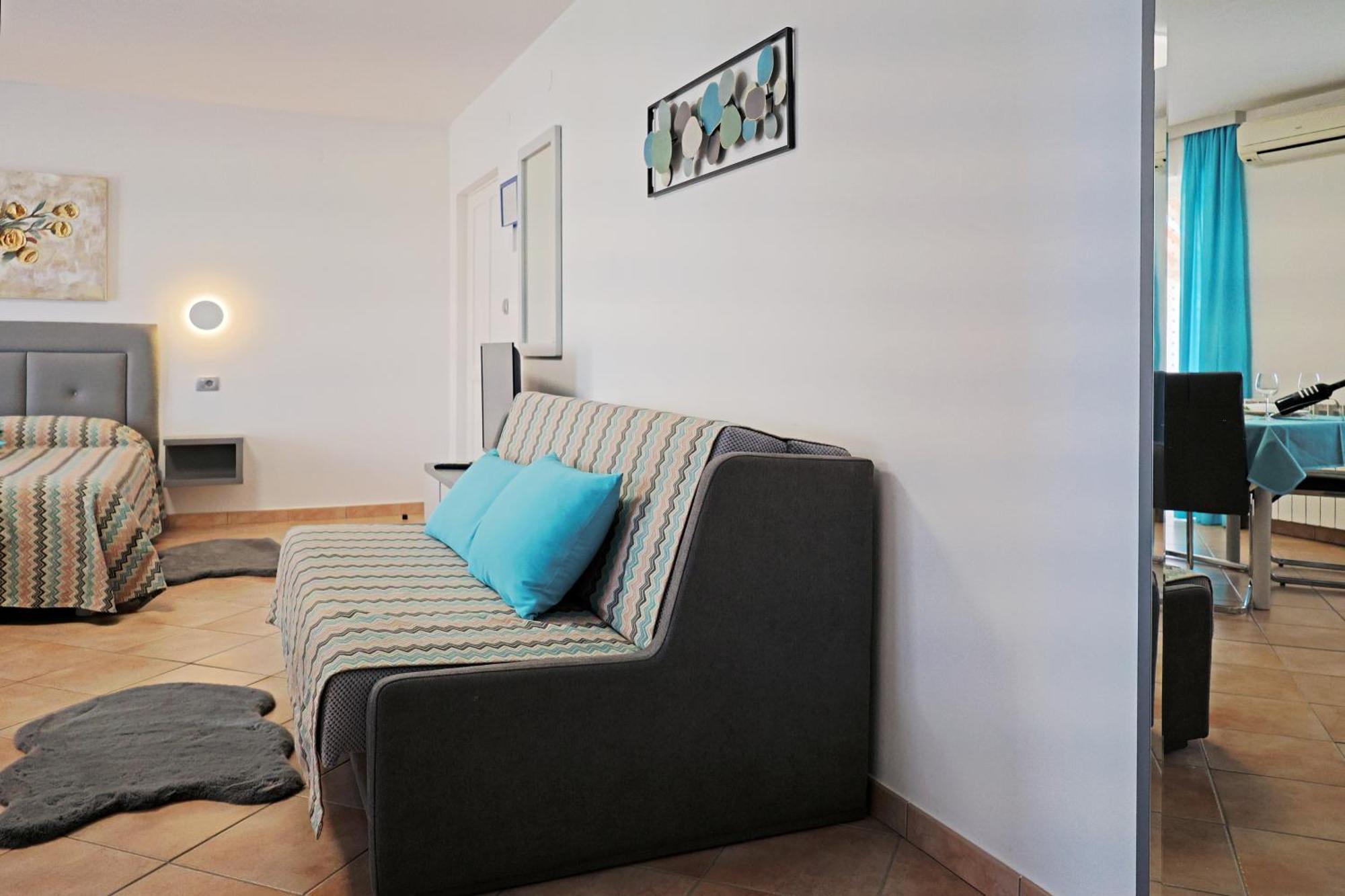 House Maric Apartment โปเรช ภายนอก รูปภาพ