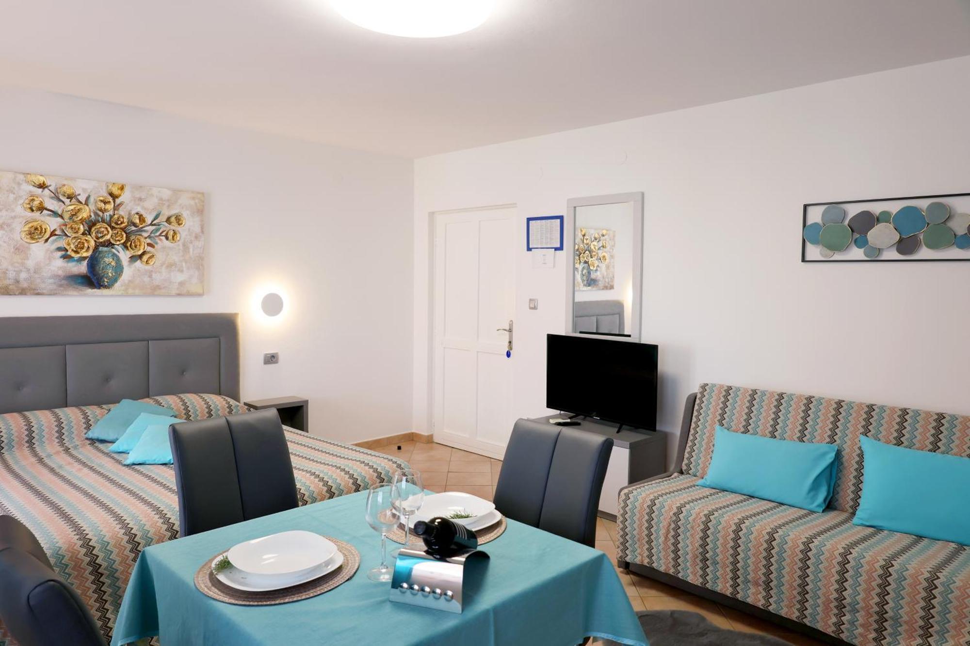 House Maric Apartment โปเรช ภายนอก รูปภาพ