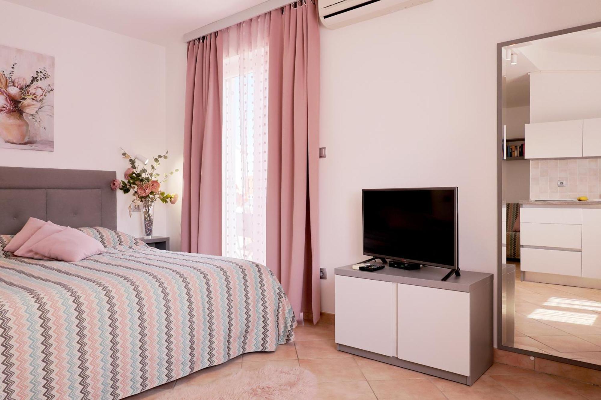 House Maric Apartment โปเรช ภายนอก รูปภาพ